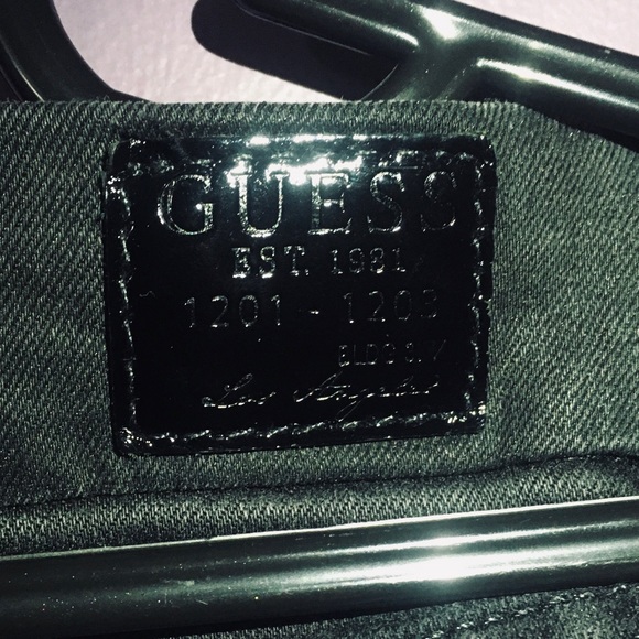 GUESS Jeans - Picture 6 of 6